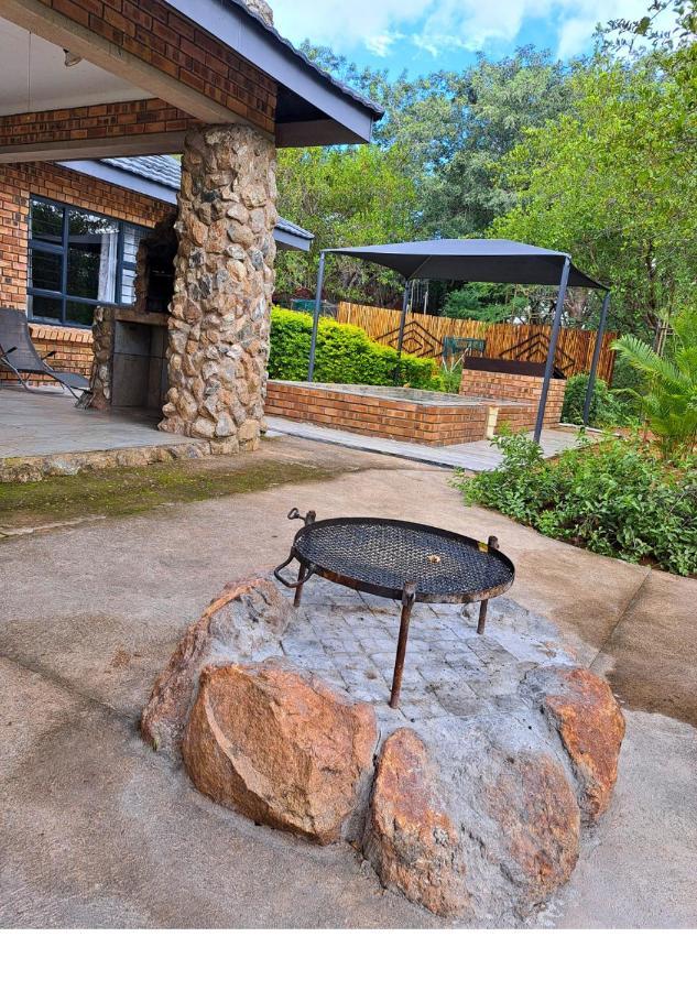 Villa Lion King Marloth Park Exterior foto